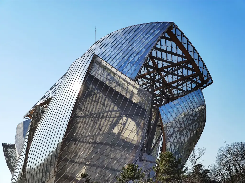 La Fondation Louis Vuitton et ses voiles de verre